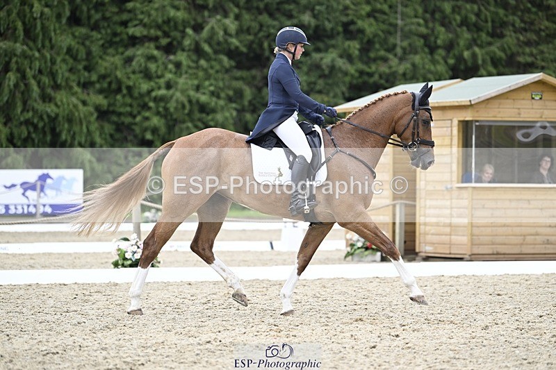 240523-154933-05334 - 411-NEFFECT_S-Kat_Raybould