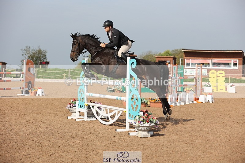 240511A-092425-11057 - Cls 32 Foxhunter