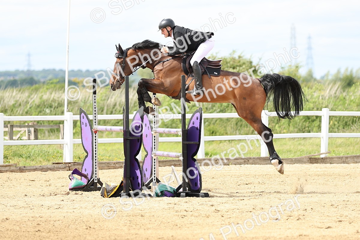 SBM_001231 - Class 5 - Senior Foxhunter - 1.20m