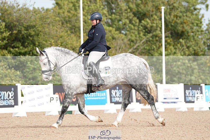 250906-102631-01245 - 029-Emma.DairCastle.Ellis.Esmeralda