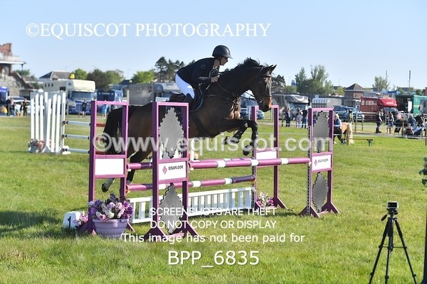 BPP_6835 - CLASS 1 Senior Newcomers/ 1.10m Open