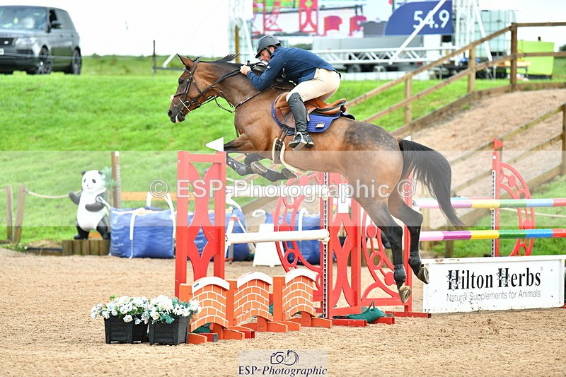 230723A-095647-10713 - Cls 4, 2 Star Small 1.30m