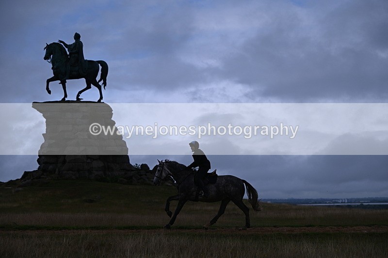 DSC_3711 - Time at Statue 13:51 to 14:55