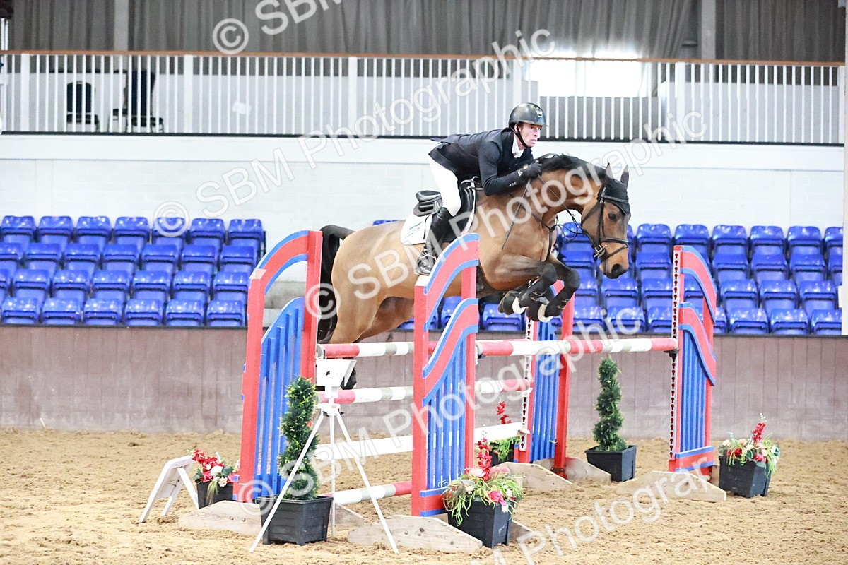 SBM_003074 - Class 11 - Senior Foxhunter 1.20m