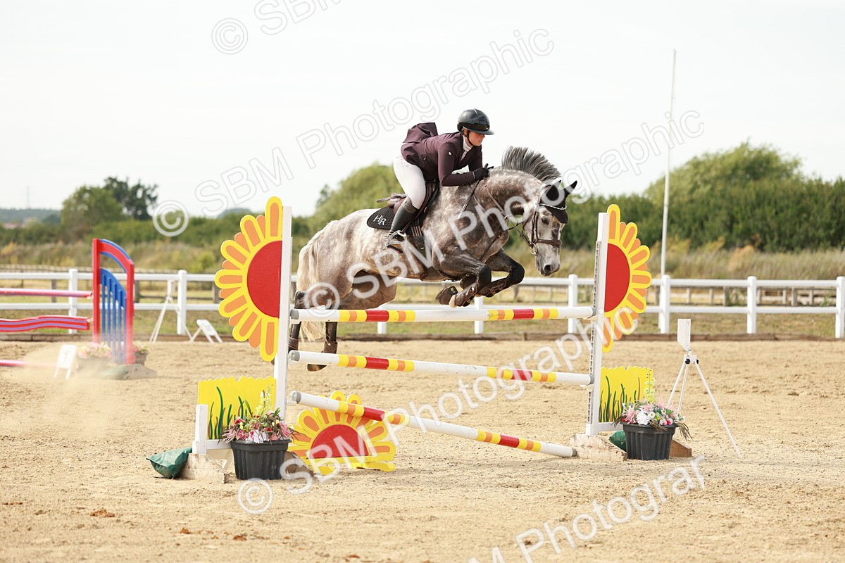 SBM_008310 - Class 4 - Senior Foxhunter - 1.20m Open