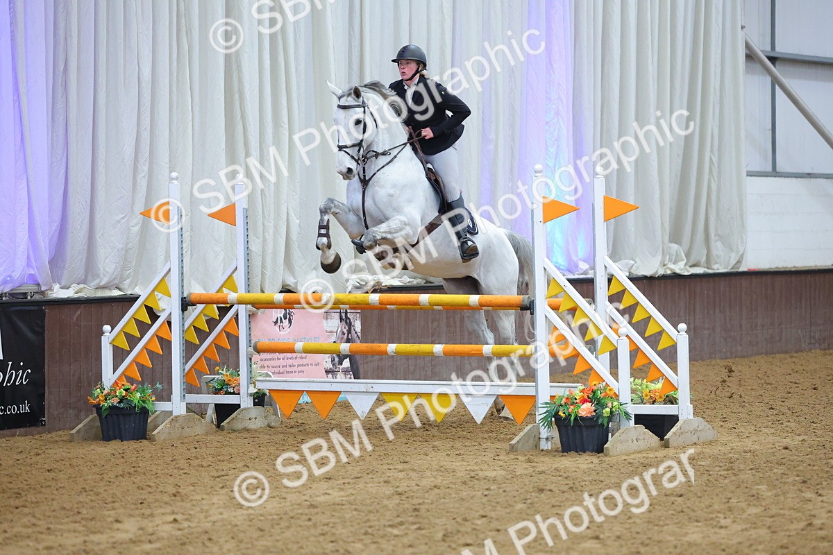 SBM_010681 - Class 23 - Senior Newcomers/ 1.10m Open - First Round (1.10m)