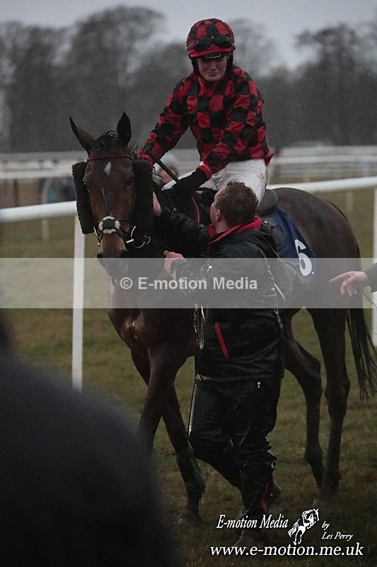 PtP 260125 1305 - Cocklebarrow Point-to-Point racing with the Heythrop Hunt 26/01/25
