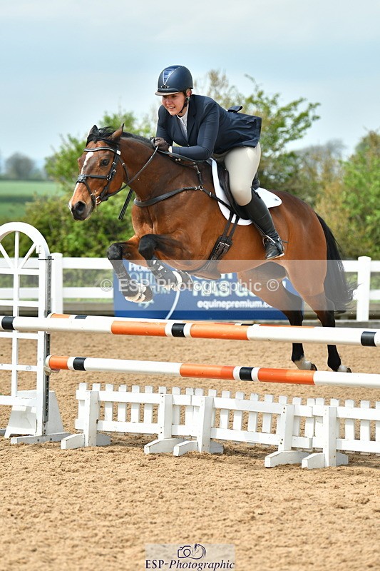 230504A-131637-01841 - Cls 4 95cm Amateur Quali