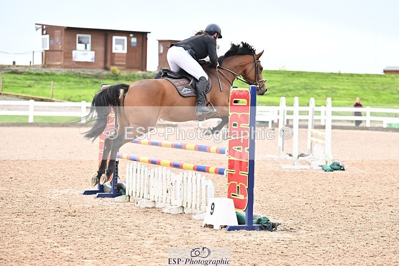 250917-105742-00185 - Cls 1 British Novice and 90cm Open