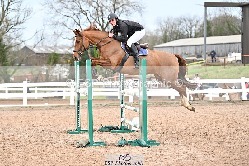 241206-123717-00768 - Cls 5 Newcomers and 1.10m Open