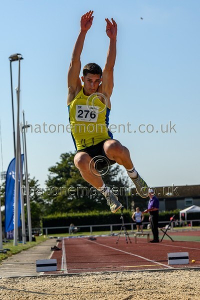 Age25SUN-918501 - Field Male