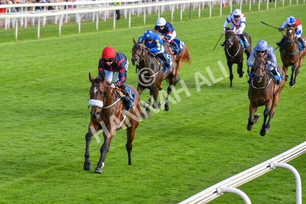 yr23072021r1-29 - Race 1 6.00pm John Wright Electrical Silk Series Lady Riders Handicap