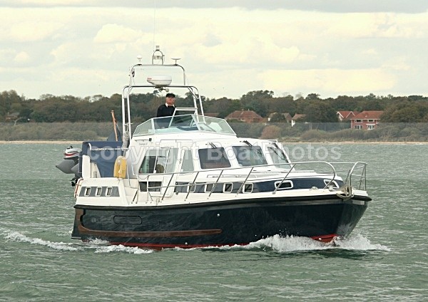081017 PRISM LEGEND IMG_0479 - Motor Yachts