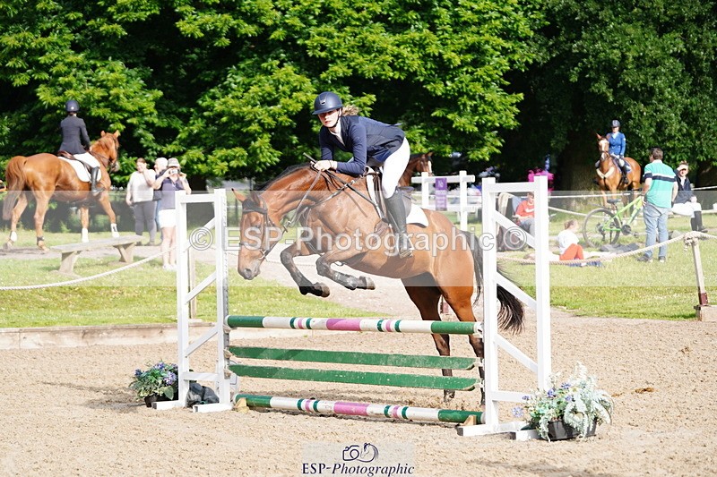 250613A-081010-00903 - Cls 8 85cm Schooling Round