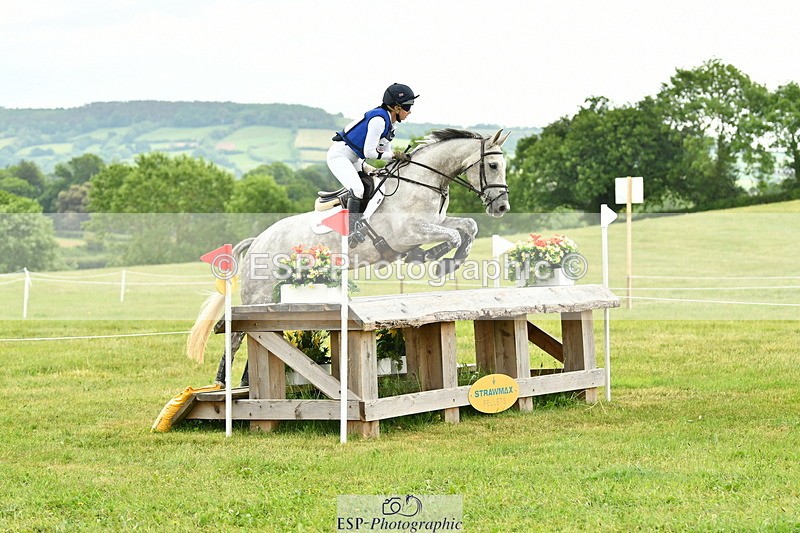 250524A-154643-14261 - C-253-Kirsty.Chabert-GLOBAL.EMPRESS