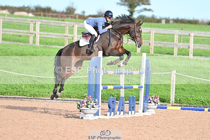 231015A-152515-09015 - Cls 32 National 1.30 & 1.40m Open