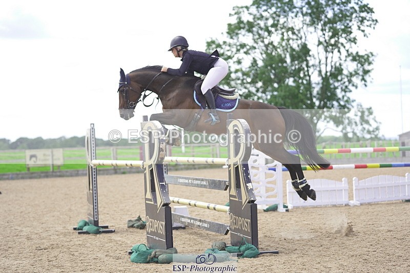 230806A-122948-01987 - Cls 14 Snr Foxhunter & 1.20m Open