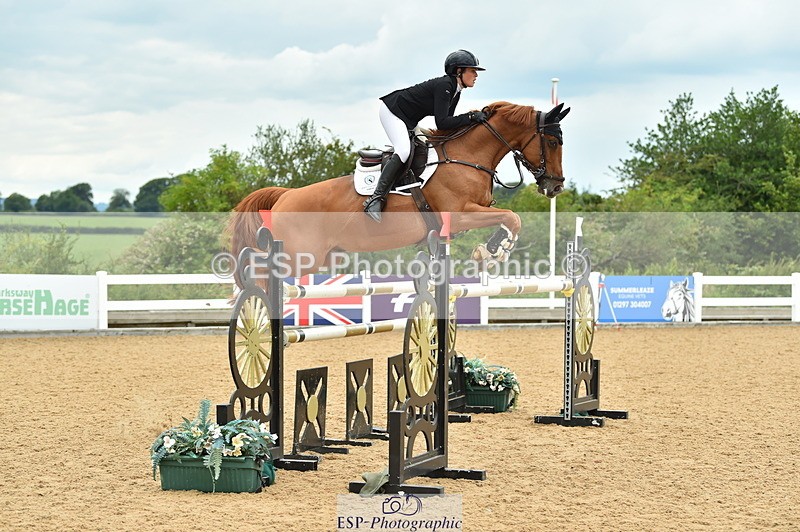 230720A-135346-03221 - Cls 21, 1 Star Gold 1.30m