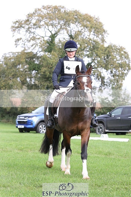 231019-142824-03998 - 444-REDHILL.SKANDEL-Emma.Stokes-DR