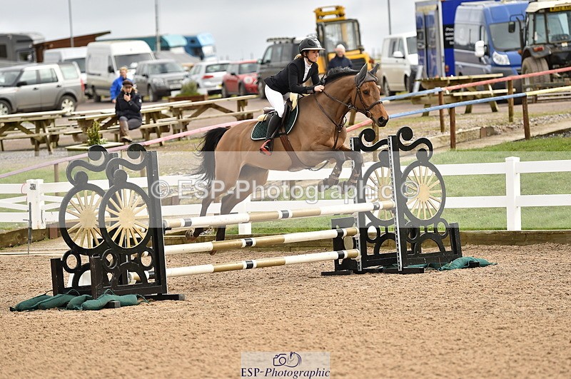 240403A-110104-00127 - Cls 1 British Novice and 90cm Open