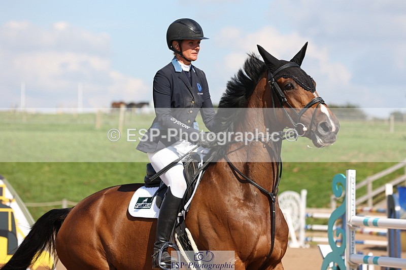 230915A-142630-02562 - Cls 5 National 1.40m