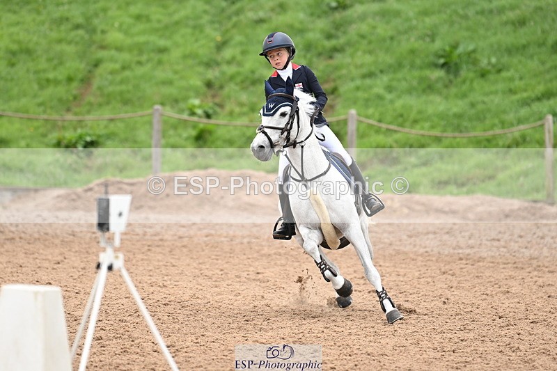 240630A-111427-11996 - Cls 24 HOYS 128cm Qualifier