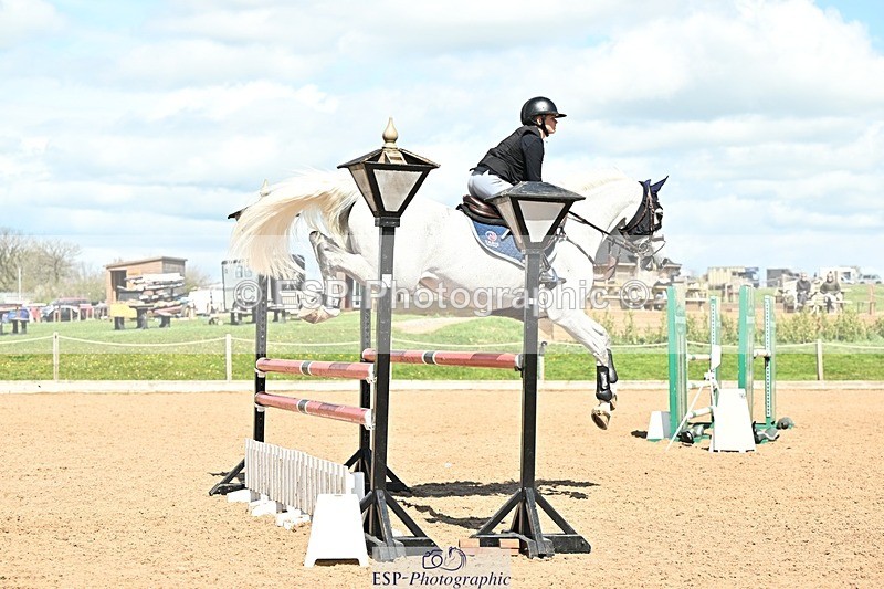 250416-133639-01153 - Cls 4 Newcomers and 1.10m