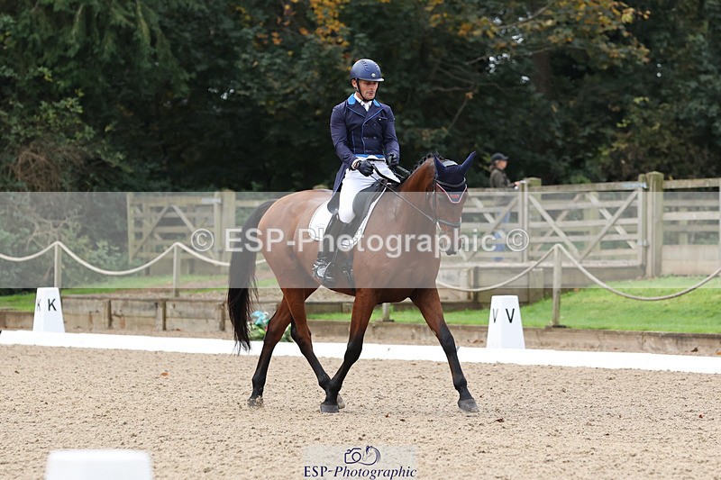 241024-093337-01102 - 127-Alexander.Bragg-STARSTRUCK.III