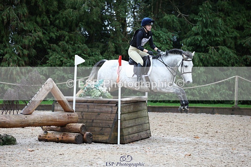 231118-133712-01925 - Cls 3 90cm