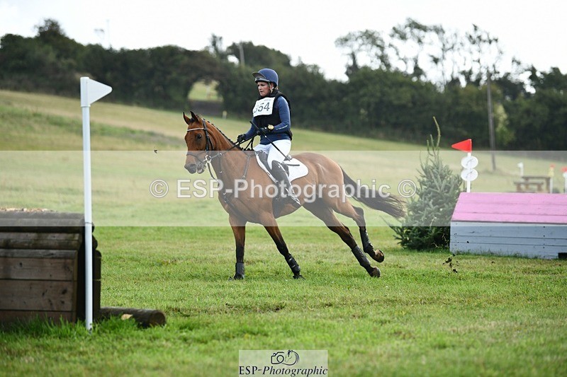 250831-102400-05962 - H-354-Issy.Colwell