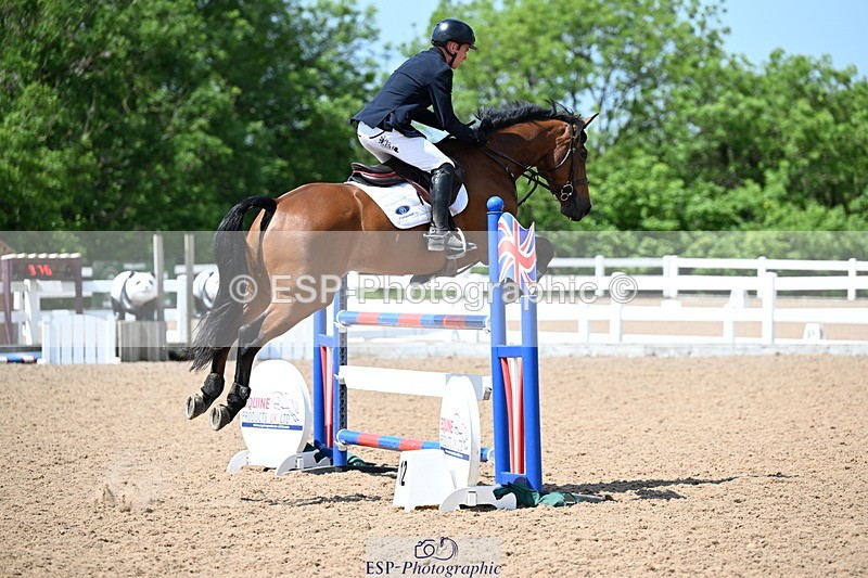 240605A-143628-00766 - Cls 4 Newcomers and 1.10m Open