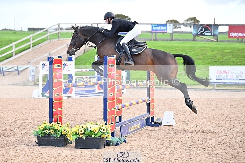 251005-101118-02690 - Cls 15 Foxhunter and 1.20m