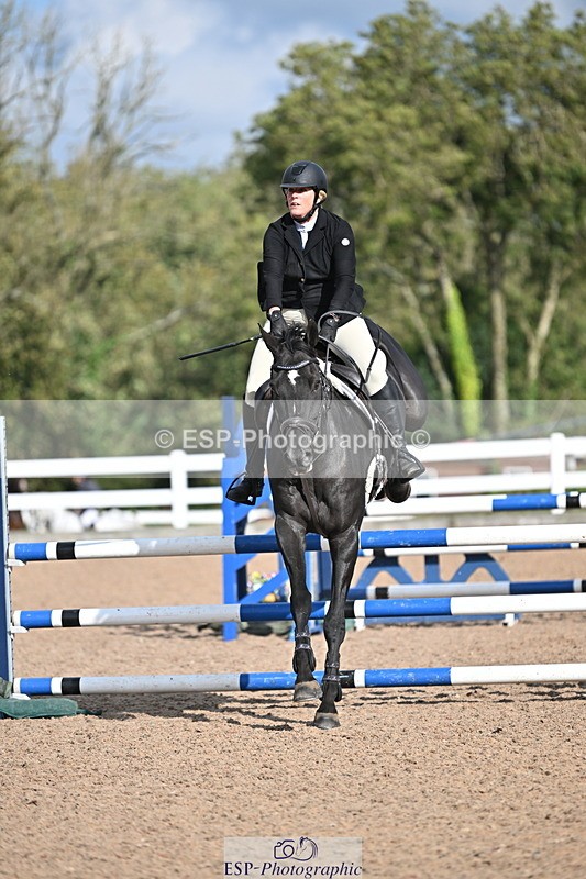 241005A-112252-03325 - SAT Cls 17 95cm Amateur Quali