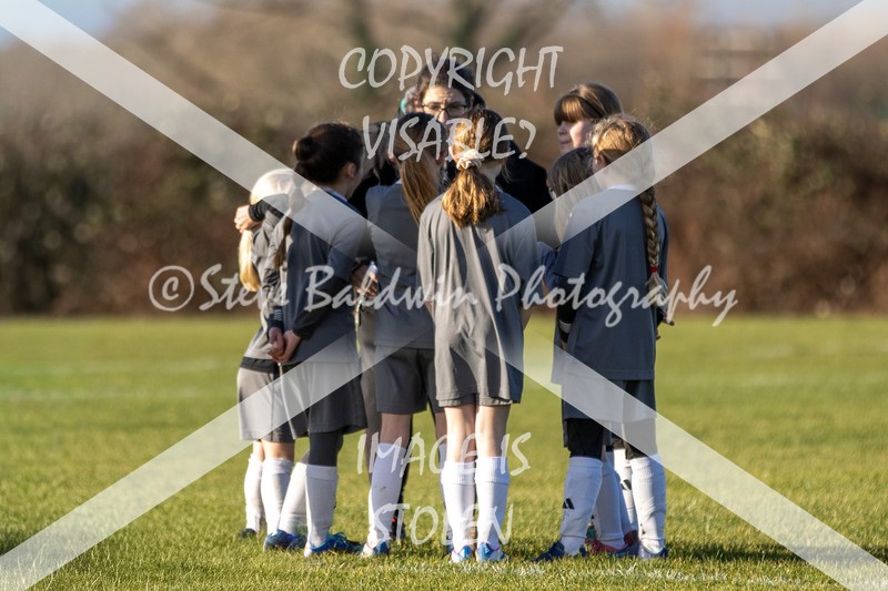 1DX30876 - 2026-01-17 FC Abbey Meads U9 Purple Girls V Develop FC U9 Girls