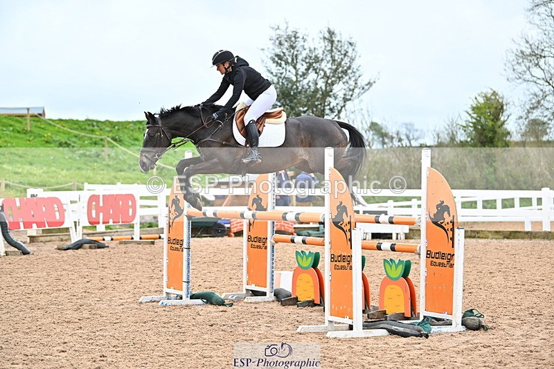 240501A-140156-00931 - Cls 8 Snr Foxhunter and 1.20m Open