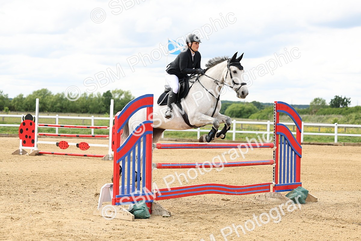 SBM_006094 - Class 19 - Senior Newcomers - 1.10m