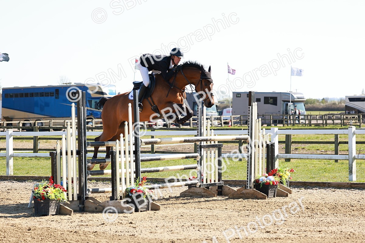 SBM_004961 - Class 18 - Senior Foxhunter - 1.20m