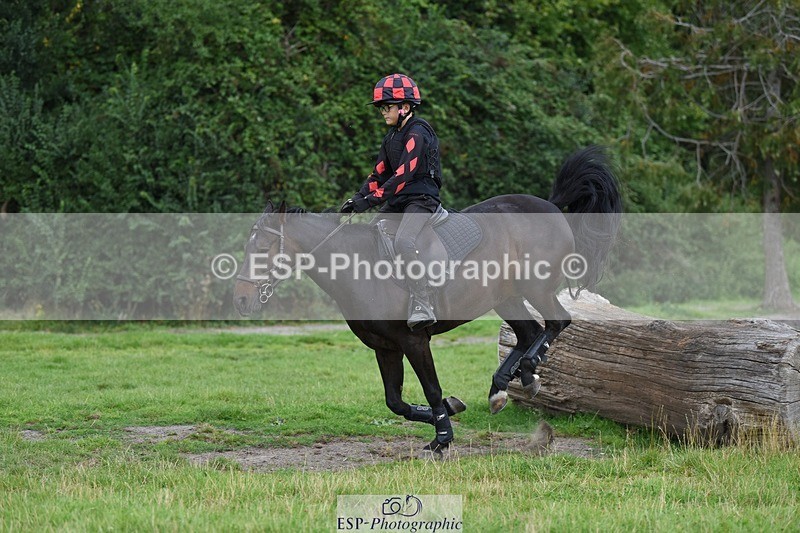 230817-144122-02204 - Kay's 2nd Group - XC