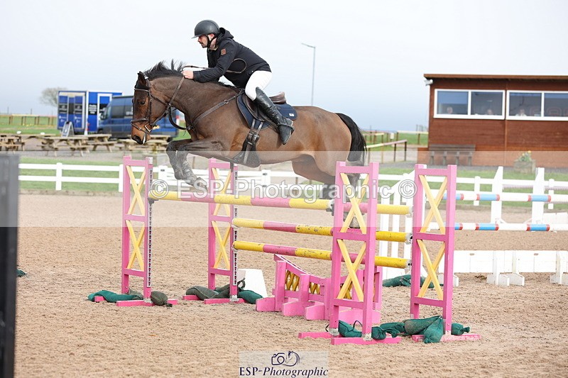 240223A-151552-02221 - Cls 6 Foxhunter and 1.20m Open