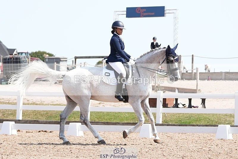 250817-125245-09191 - 156-Layla.Ambersley-BroadbentGalwaybay.Buddy