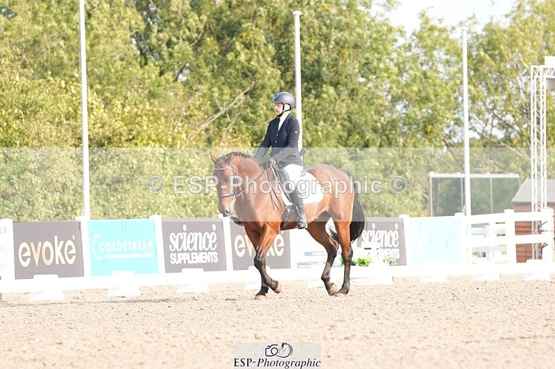 250817-085448-07375 - 146-Jean.BucklandCourt.Esquire