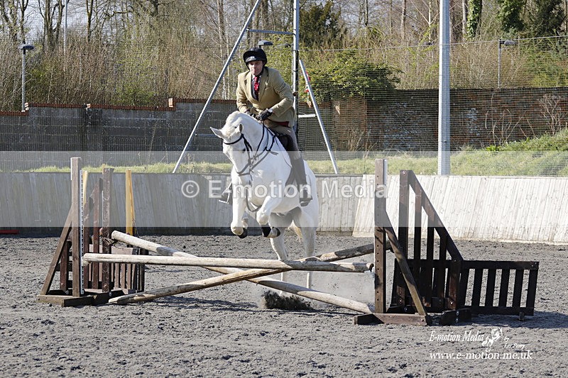 _EST0258 - Bourne Valley Riding Club Winter Showjumping 27/03/22