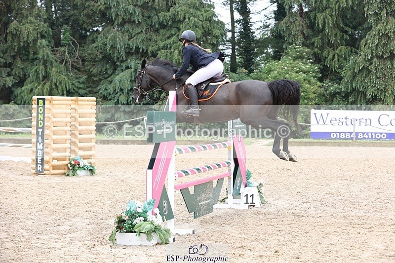 230618-102958-10163 - Cls 19 Pony Intro 1m