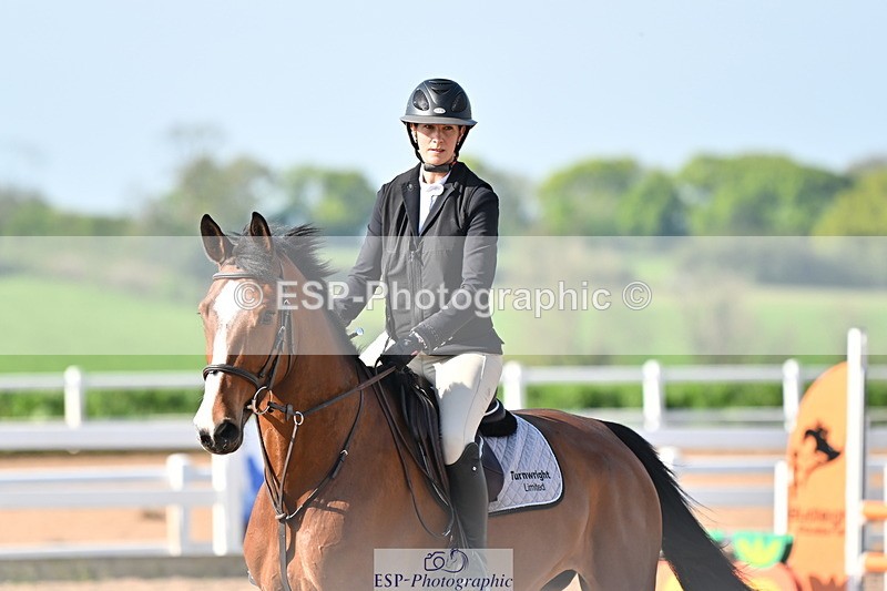 240509A-091355-00072 - Cls 1 British Novice and 90cm Open