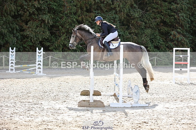 250829A-105213-01237 - Cls 7 British Novice and 90cm