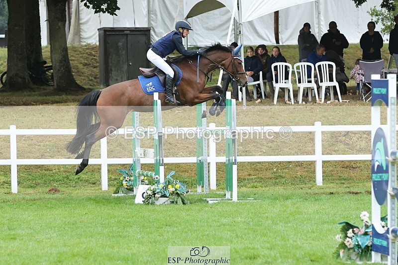 250830A-150255-07187 - Cls 16 Snr Newcomers and 1.10m Open