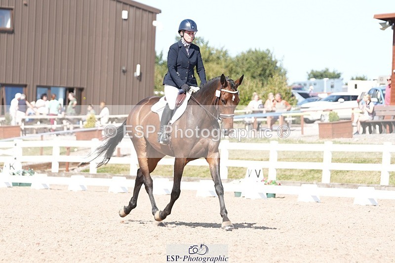 250817-154951-11807 - 204-Lysanne.VaseCafino