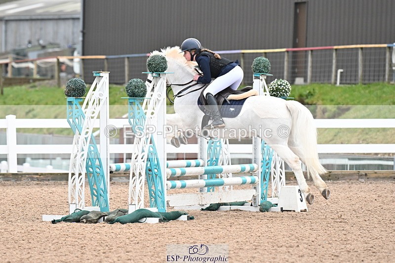 240309A-102315-00090 - Cls 1 Pony Intro 70cm