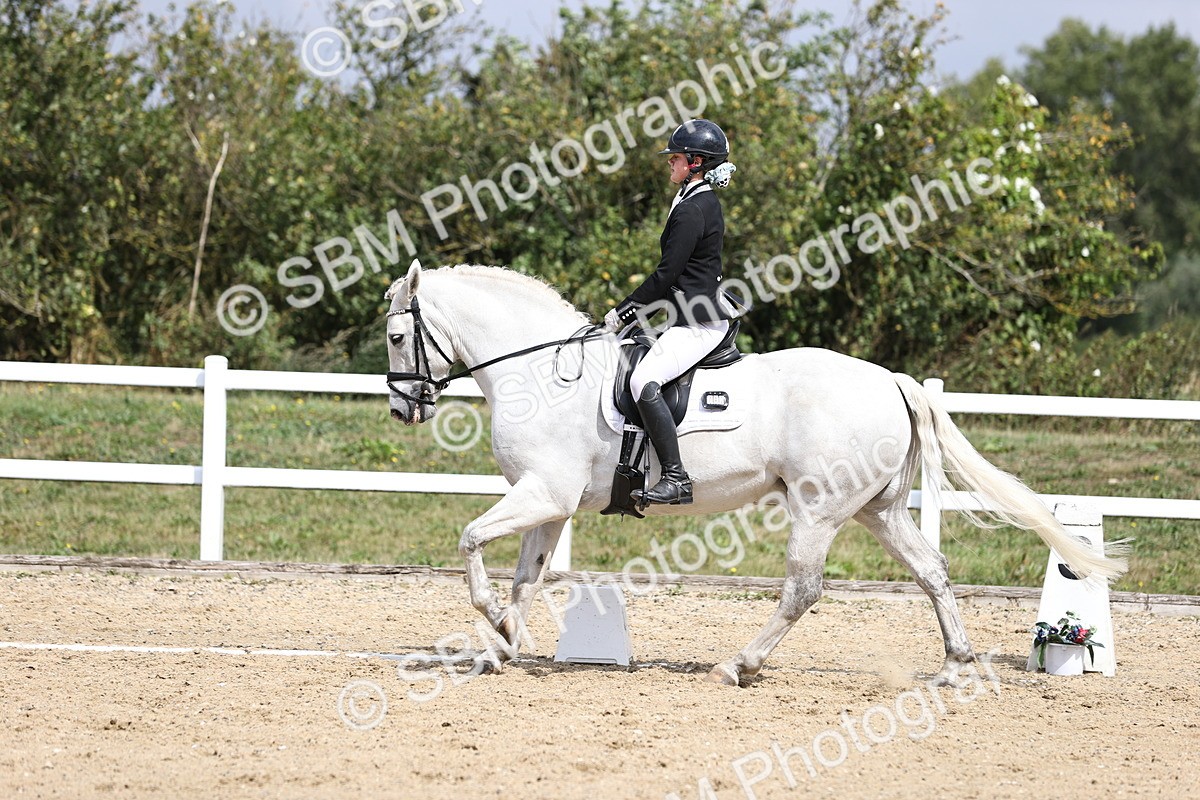 SBM_016818 - Class 14 Novice 23 - 11.53-12.56