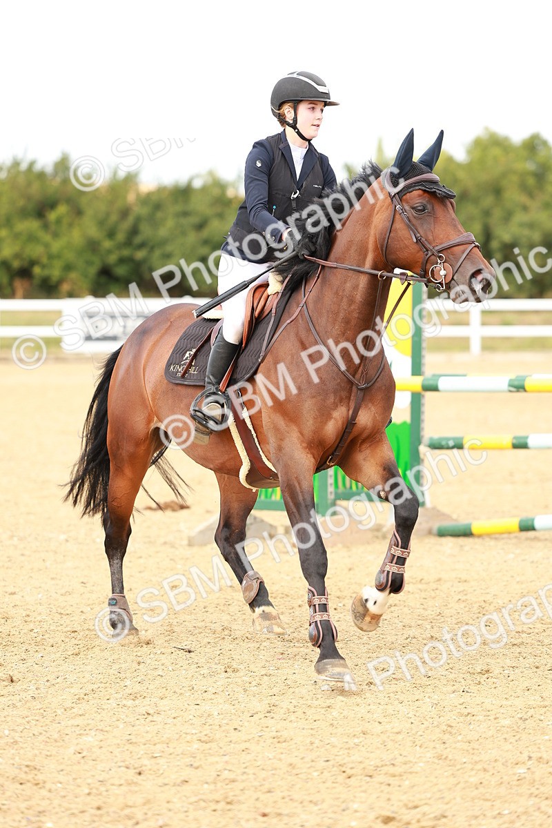 SBM_007188 - Class 4 - Senior British Newcomers - 1.10m